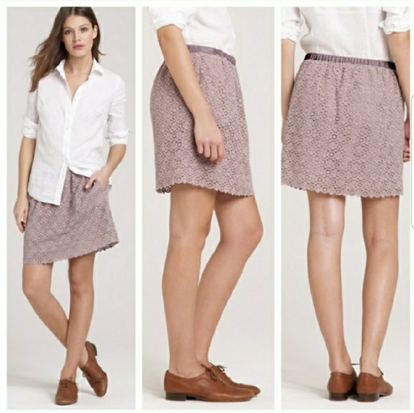J. Crew Dresses & Skirts - J.Crew Lace Skirt in Pale Pink Size 6